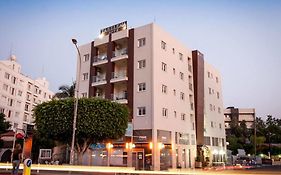 Takelena Apartments